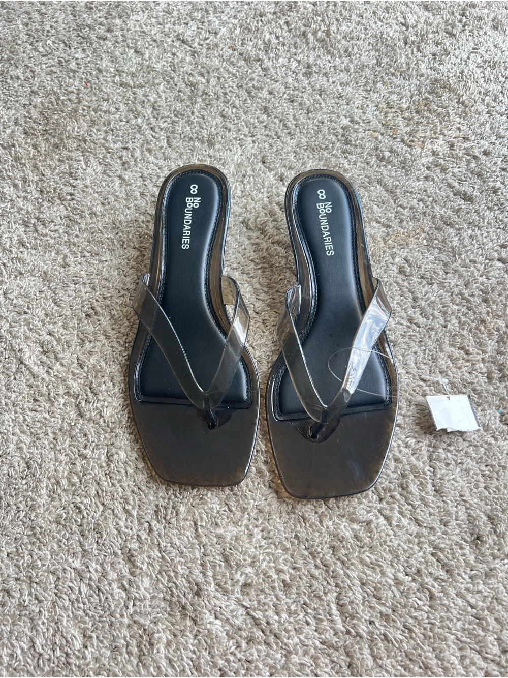 No Boundaries Black Clear Strap Thong Sandals.Size 8